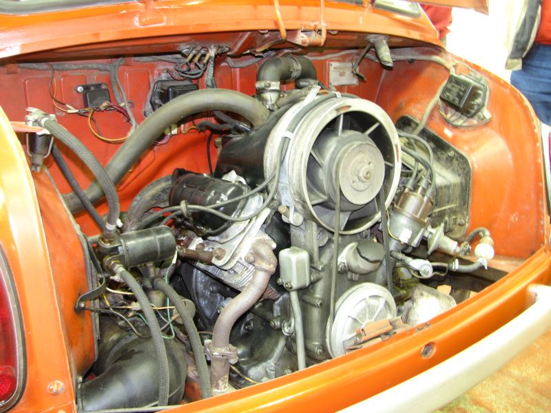 Datei:ZAZ-965AE engine2.JPG