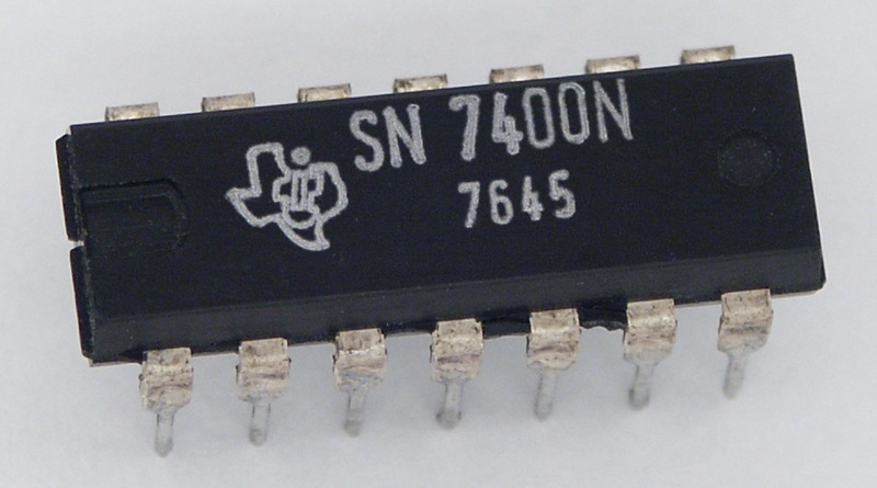 Datei:TI SN7400N.jpg