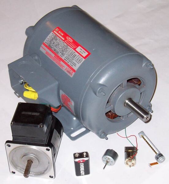 Datei:Motors01CJC.jpg